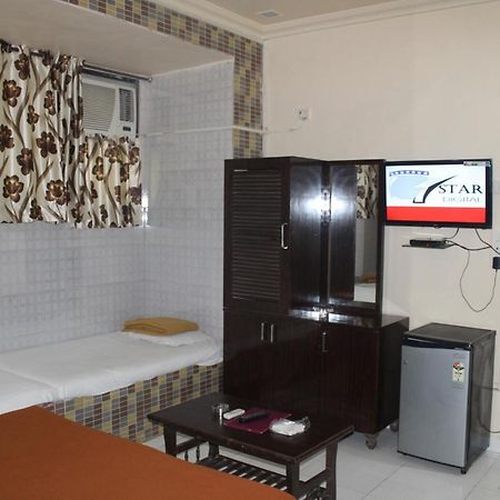 Hotel Sea Sands Mumbai Exterior foto
