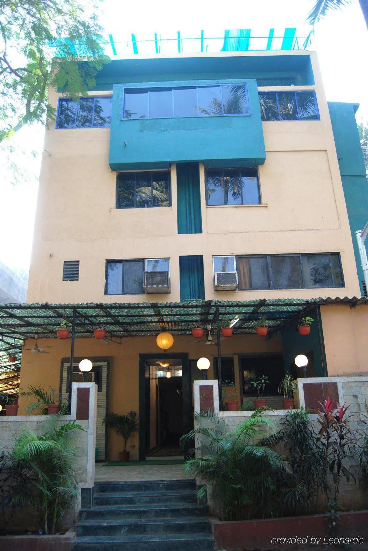Hotel Sea Sands Mumbai Exterior foto