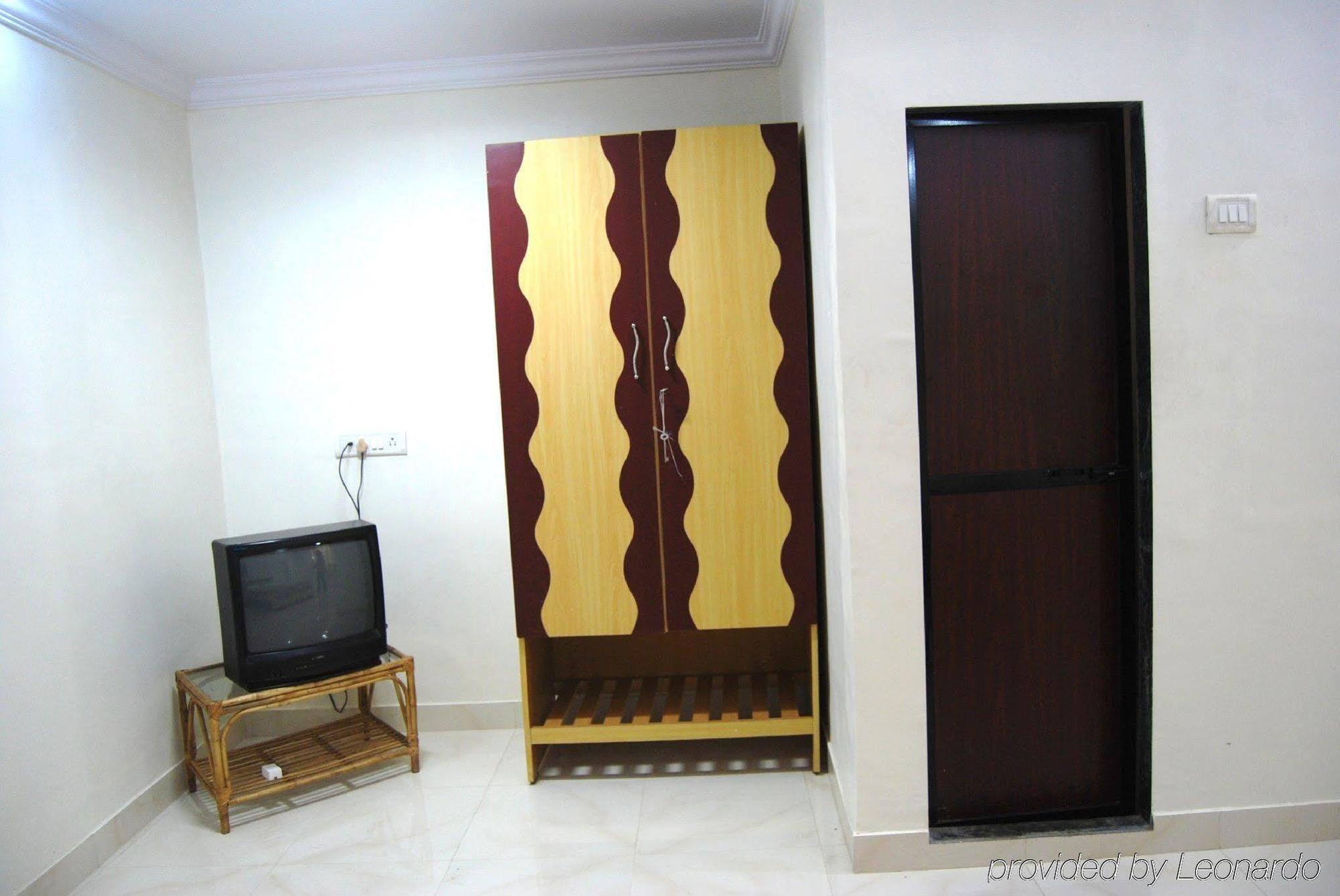 Hotel Sea Sands Mumbai Exterior foto